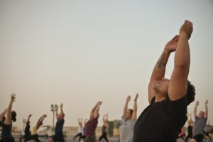 yoga pour lutter contre le ballonnement